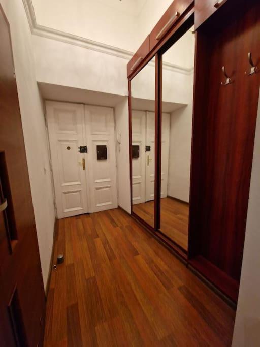 Apartament In The Center!